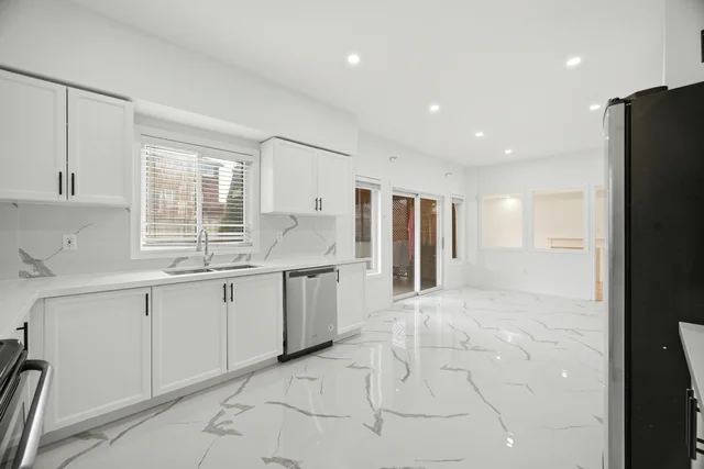 3 Imperial Crown Lane, Barrie - photo 23