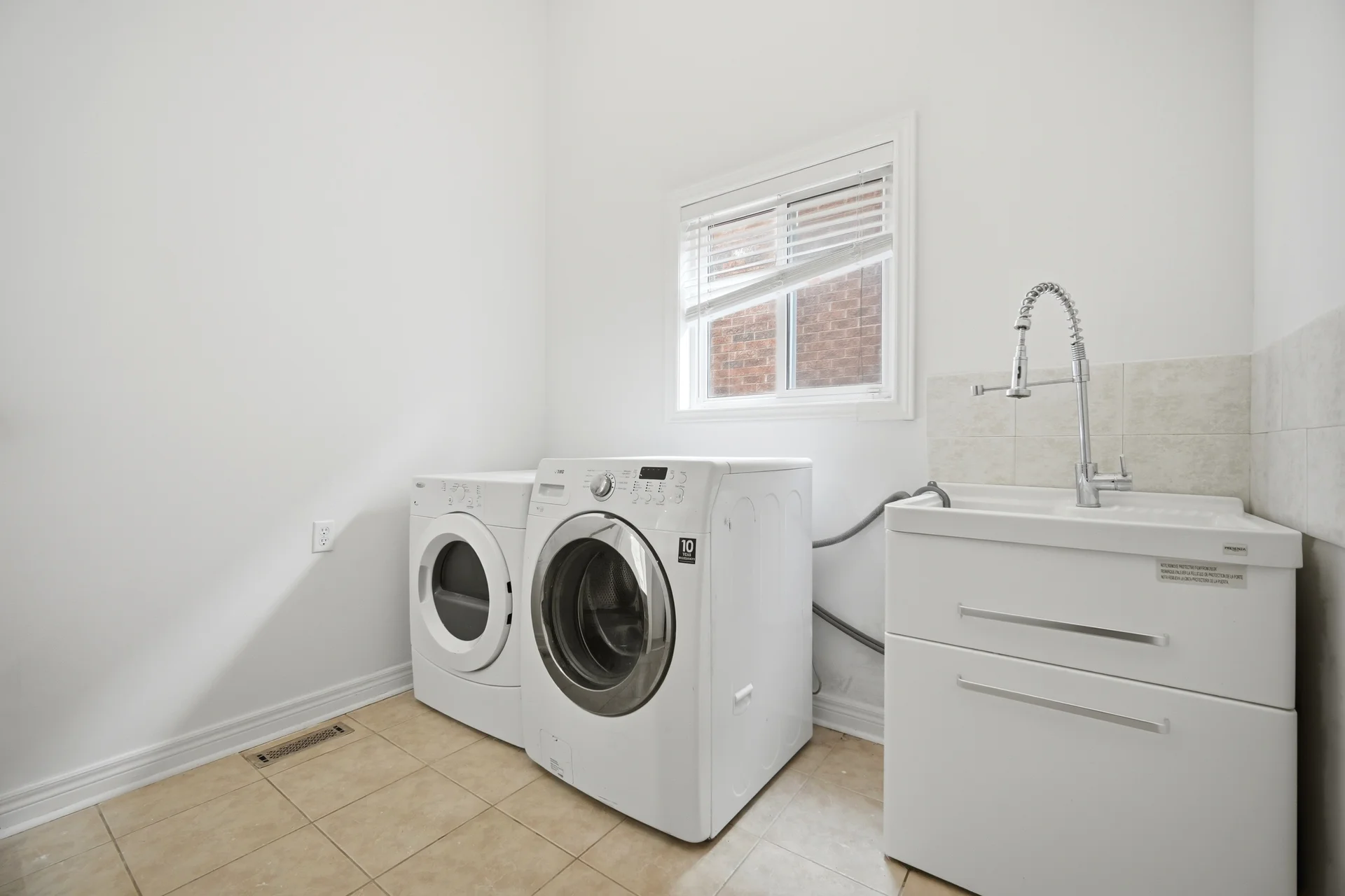 3 Imperial Crown Lane, Barrie - photo 33