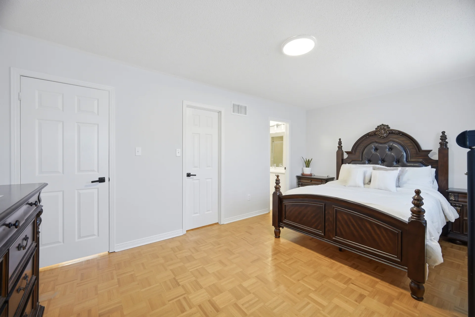 32 Laurelhurst Crescent, Woodbridge - photo 24