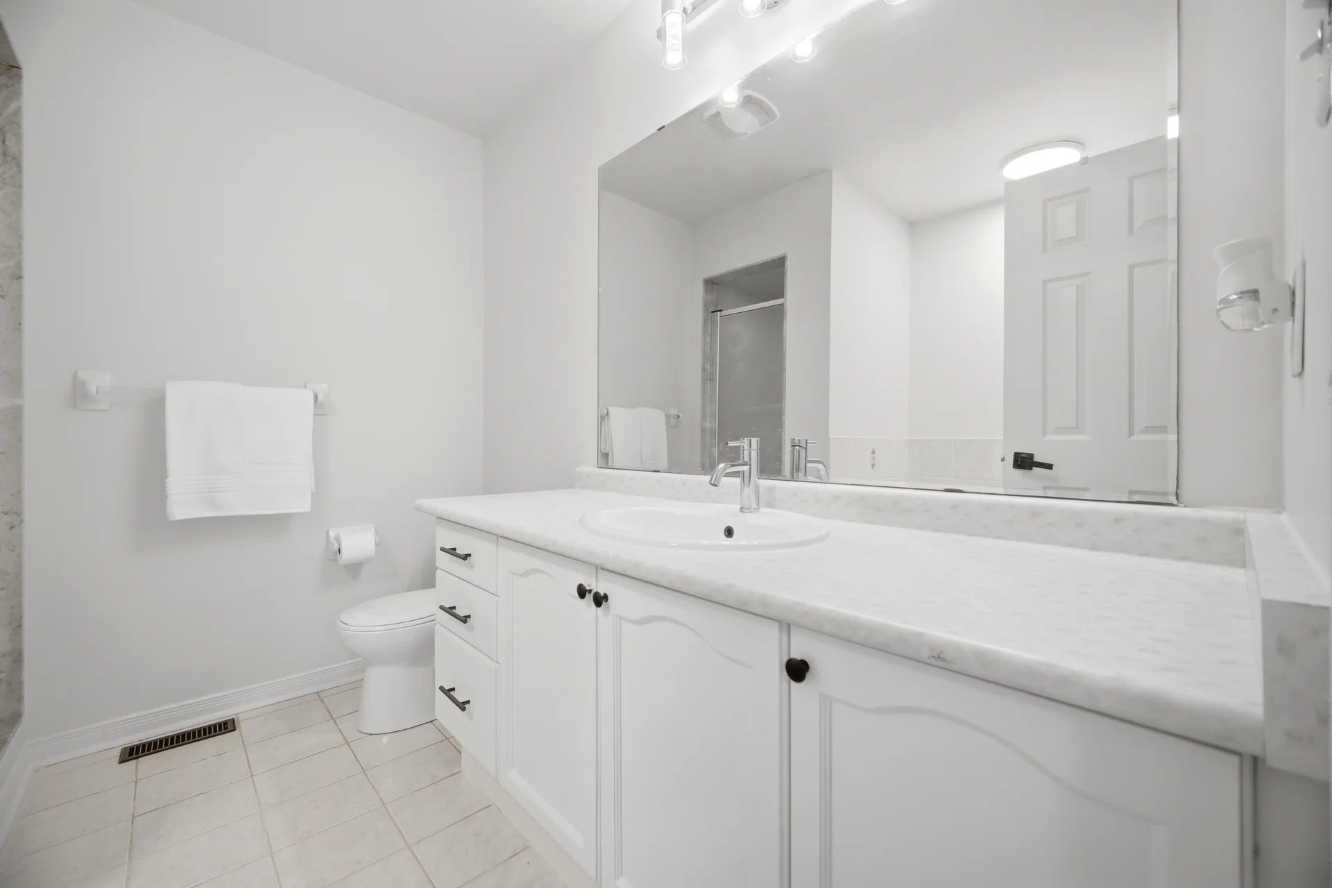 32 Laurelhurst Crescent, Woodbridge - photo 25