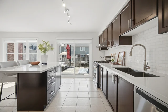 612 Holly Avenue, Milton - photo 31