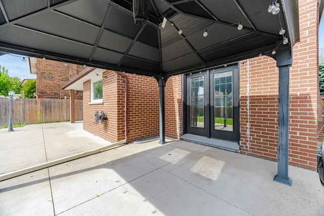 277 Centre Street North, Brampton - photo 58