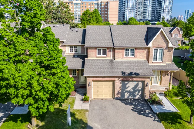 #37-35 Ceremonial Drive, Mississauga - photo 1