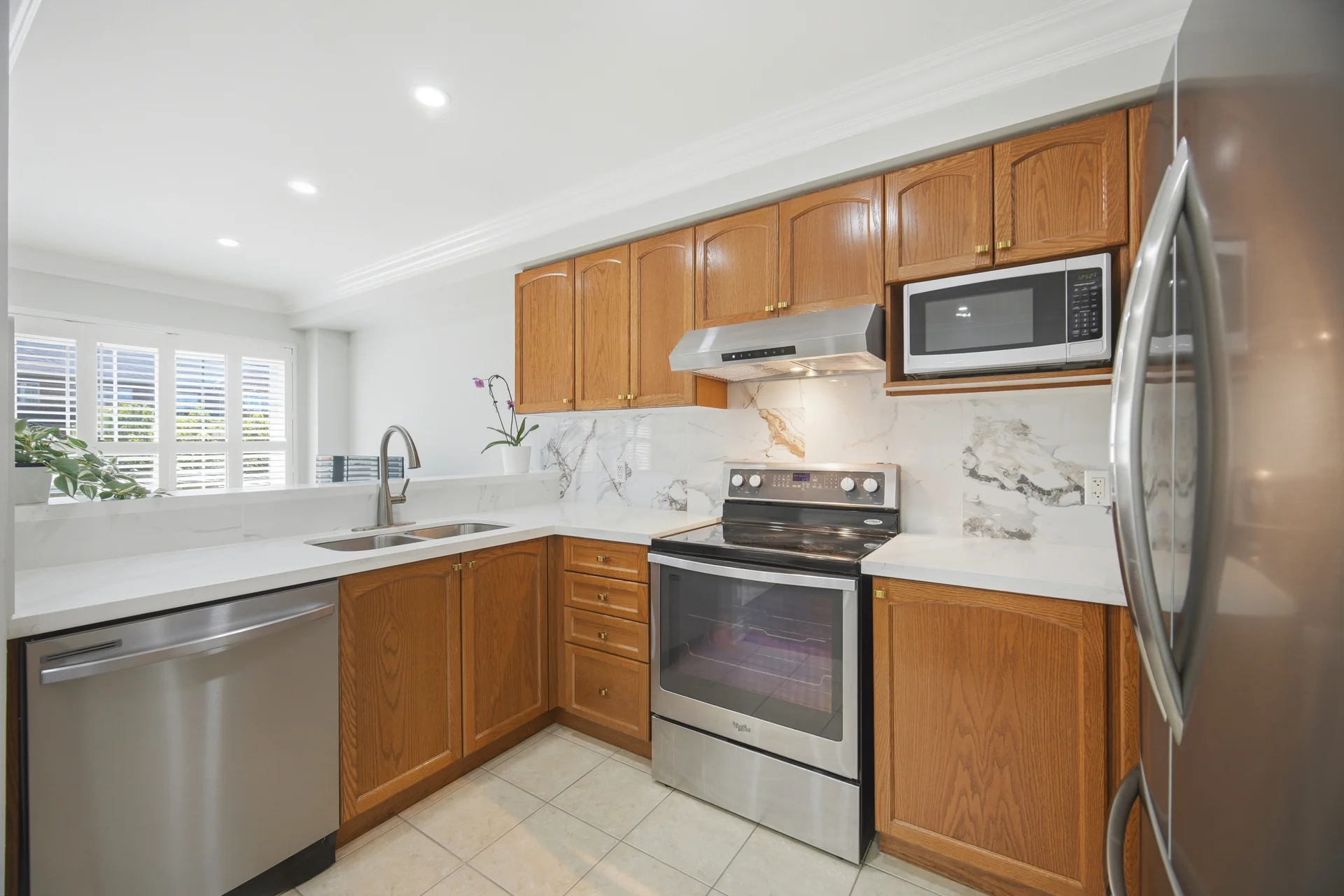 33 Bay Breeze Drive, Brampton - photo 11