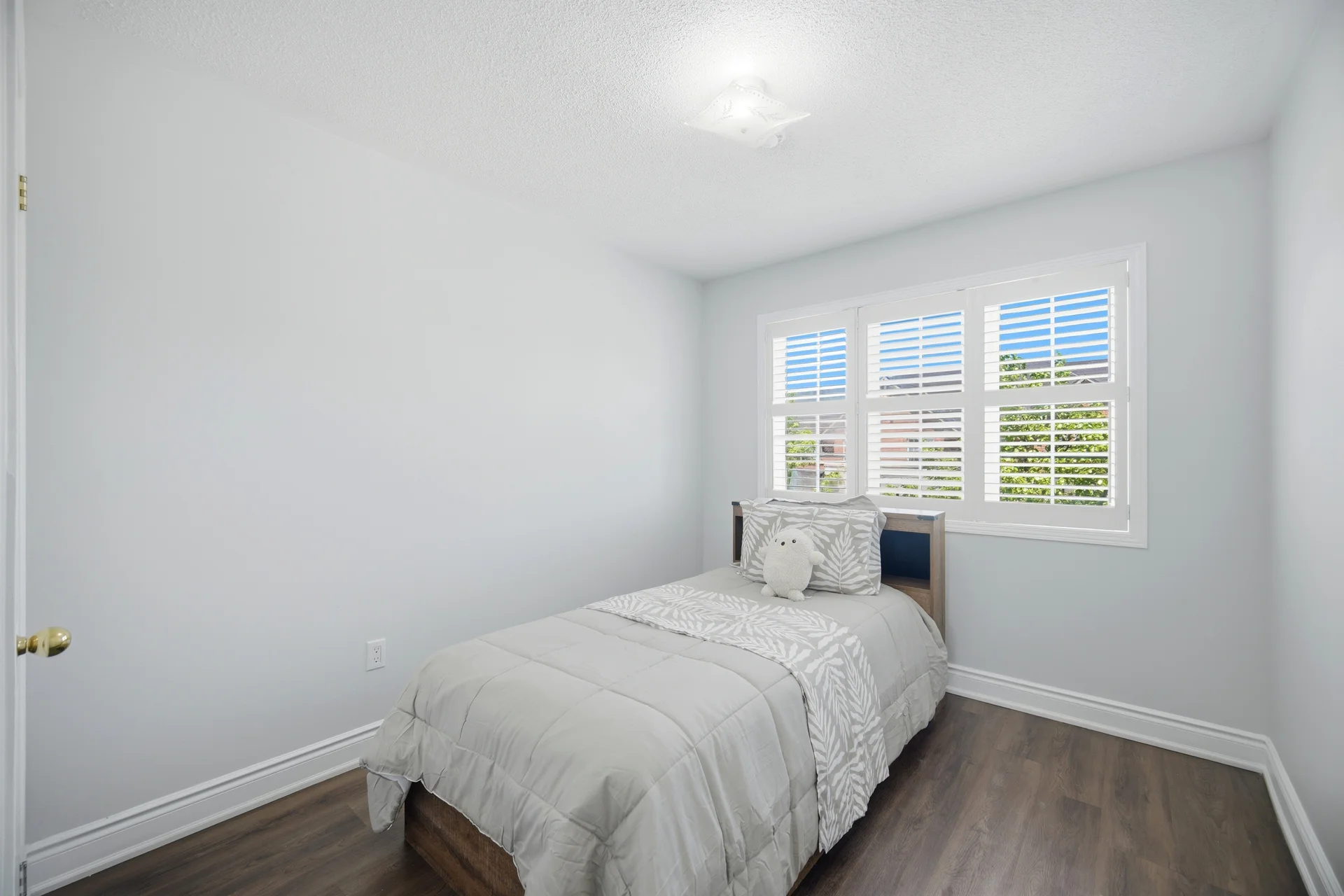 33 Bay Breeze Drive, Brampton - photo 30
