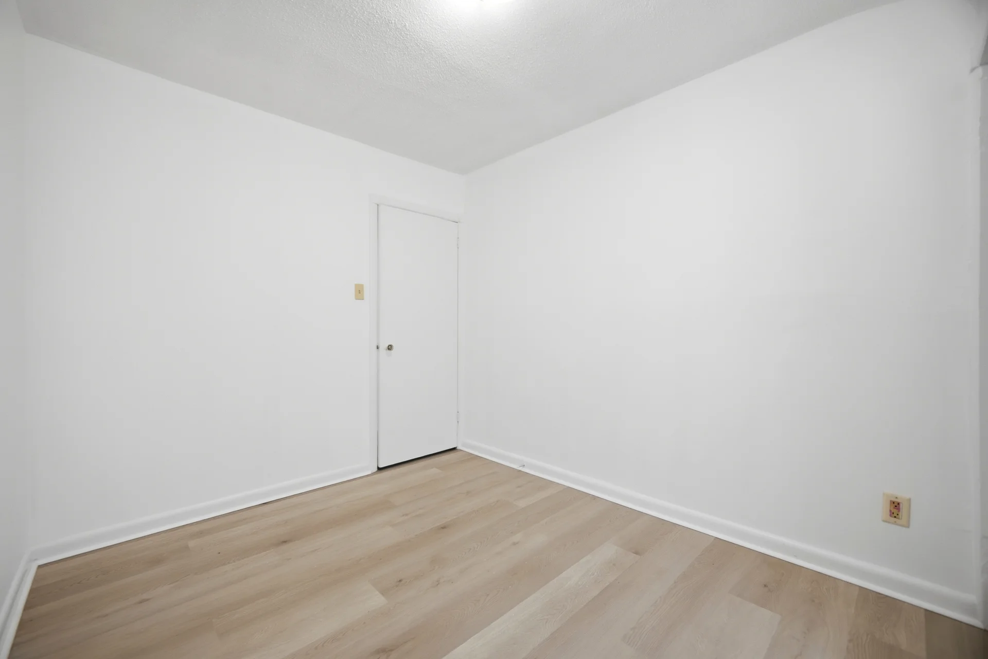 3609680