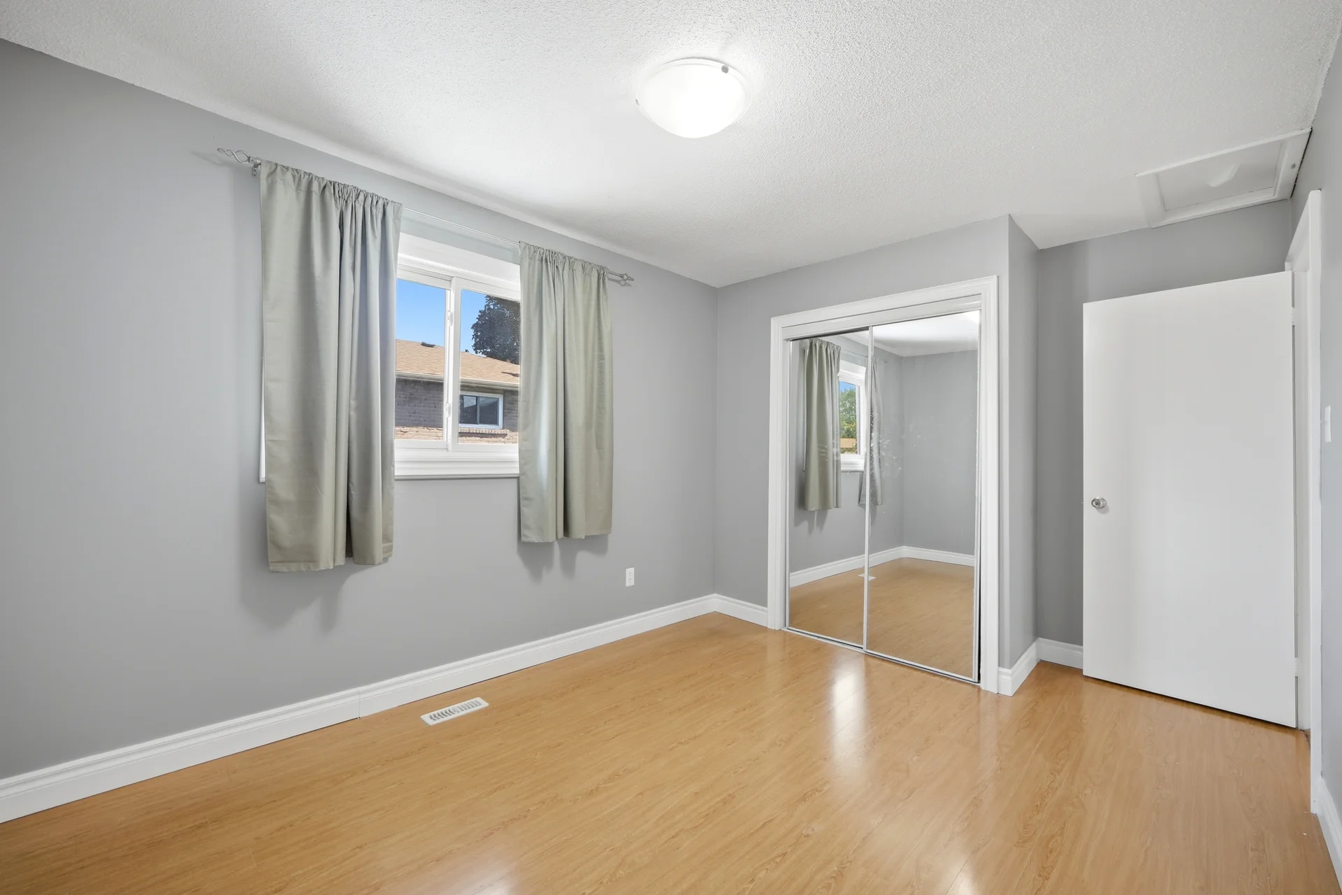 53 Farmhill Court, Scarborough - photo 34
