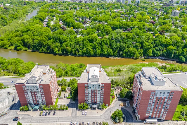 #503-50 Old Mill Road, Oakville - photo 2