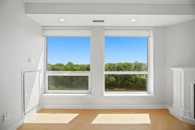 #503-50 Old Mill Road, Oakville - photo 16