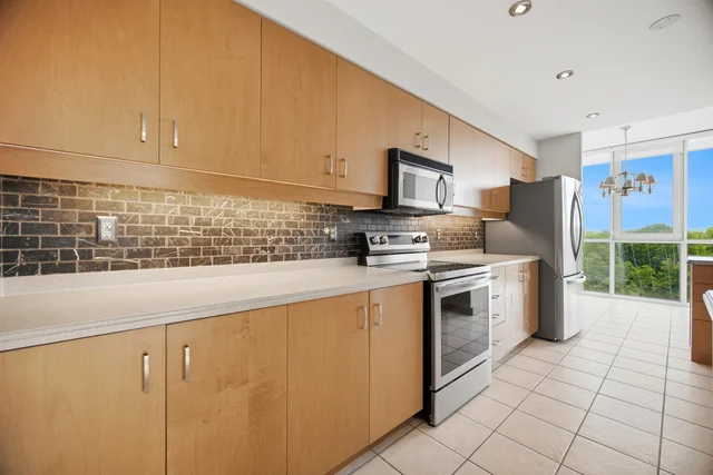 #503-50 Old Mill Road, Oakville - photo 17