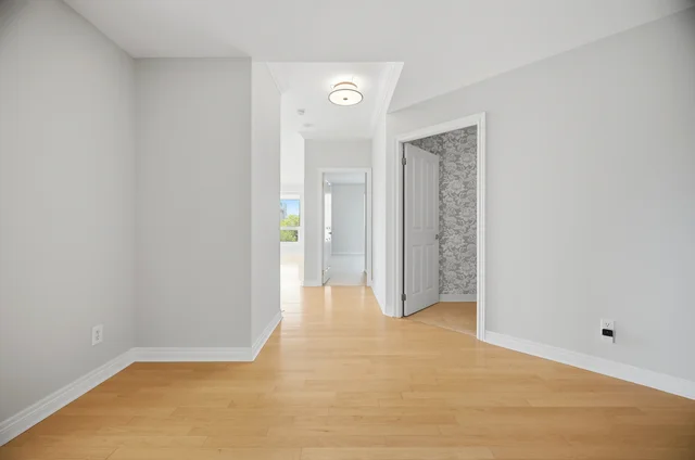 #503-50 Old Mill Road, Oakville - photo 28
