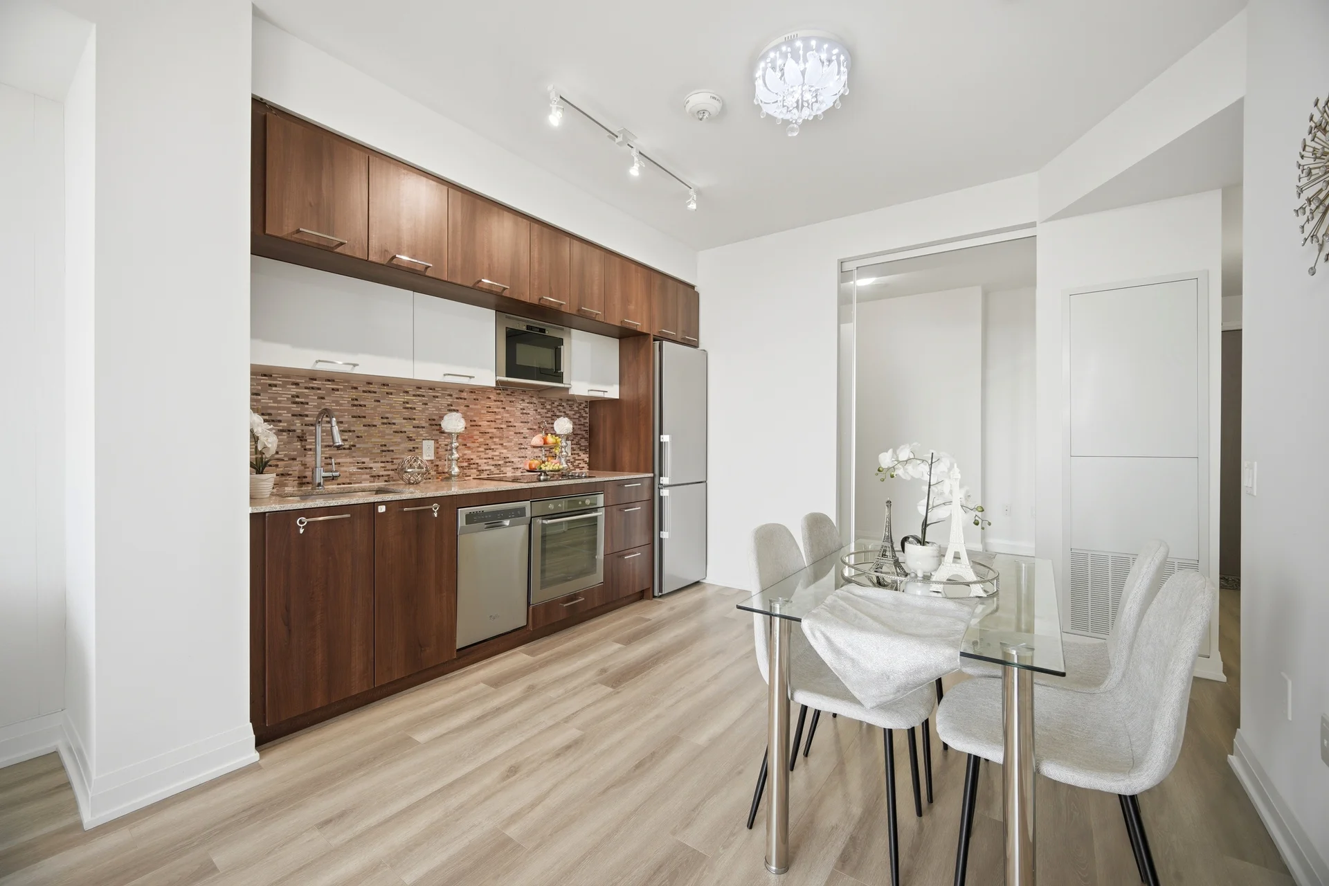 #626-4800 Highway 7, Vaughan - photo 12