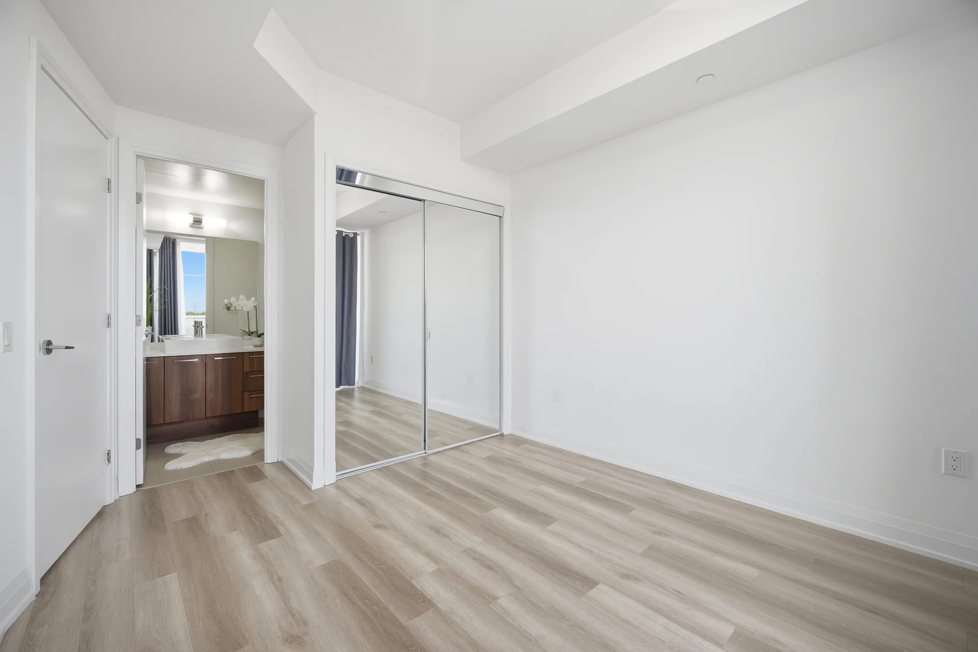 #626-4800 Highway 7, Vaughan - photo 33