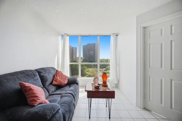 #708-1 Rowntree Road, Etobicoke - photo 16