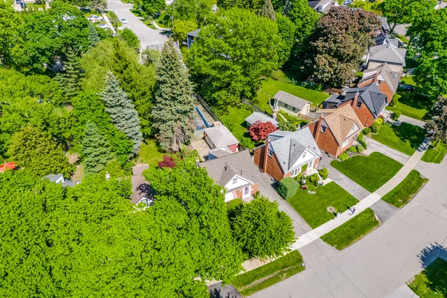 29 Westleigh Crescent, Etobicoke - photo 3
