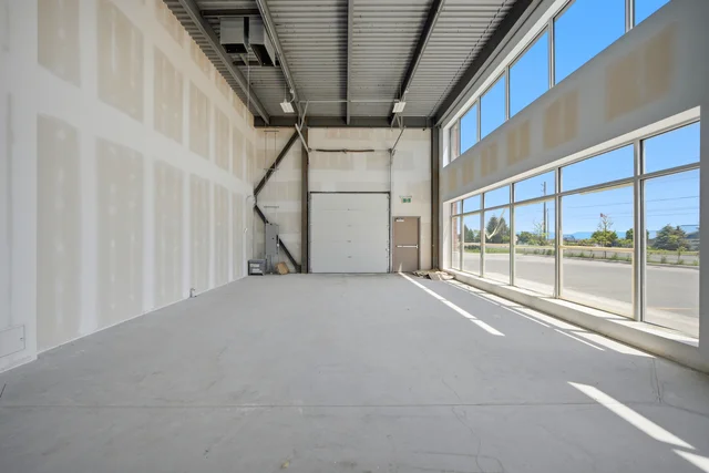#1-452 Taunton Road West, Oshawa - photo 13