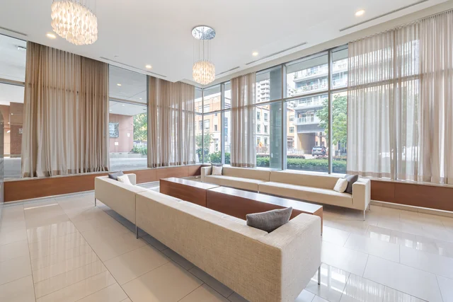 #S430-112 George Street, Toronto - photo 2
