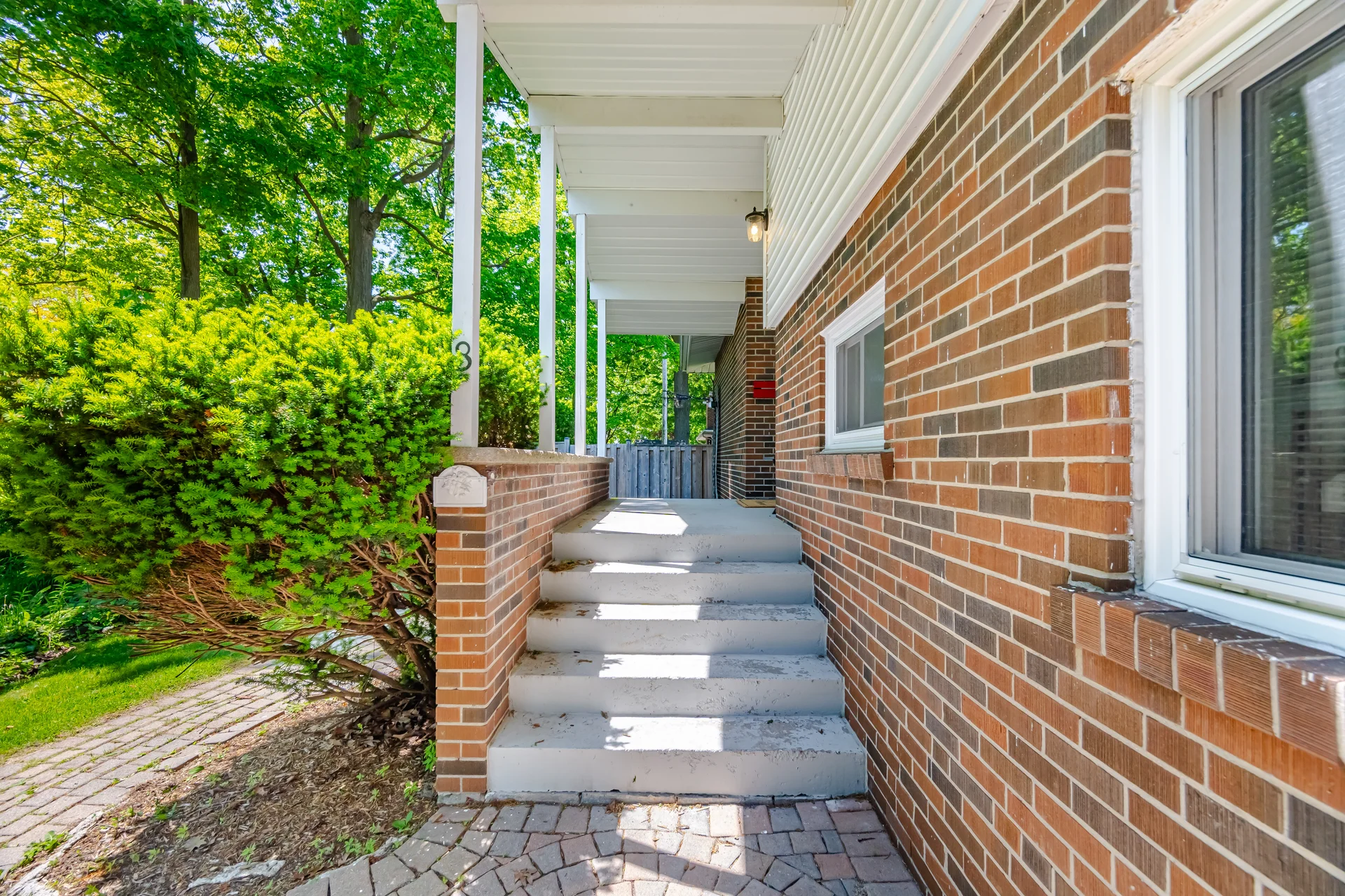8 Markland Drive, Etobicoke - photo 19