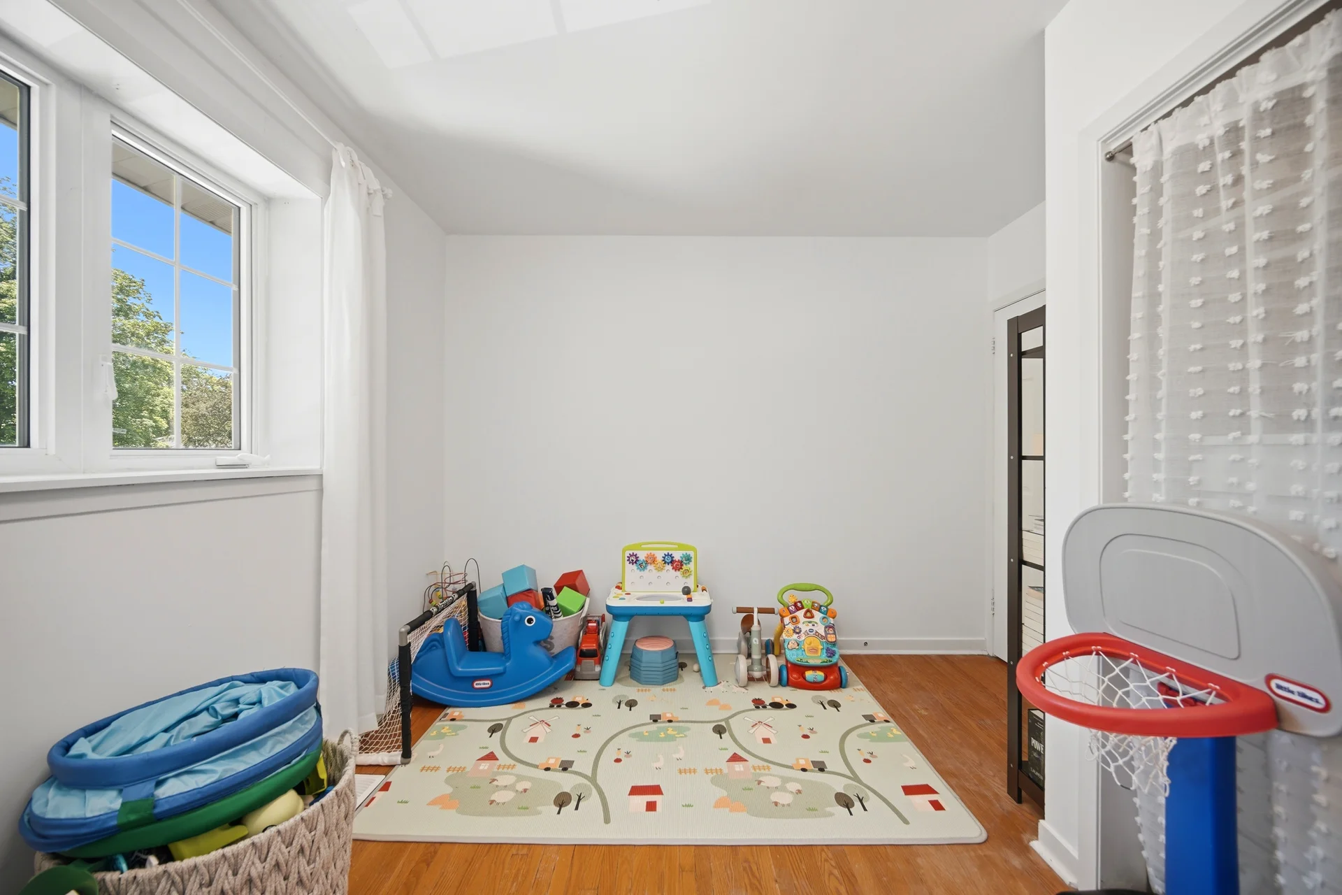 8 Markland Drive, Etobicoke - photo 52