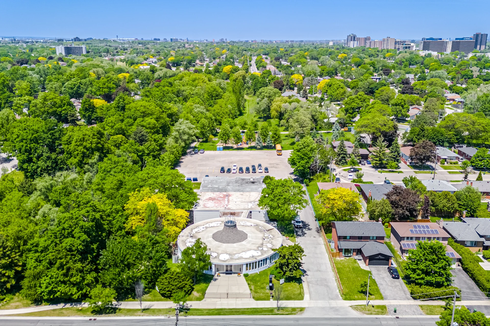 8 Markland Drive, Etobicoke - photo 101