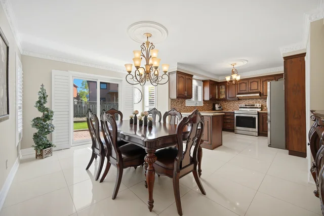 139 Jade Crescent, Woodbridge - photo 33