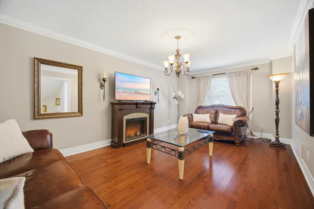 139 Jade Crescent, Woodbridge - photo 35