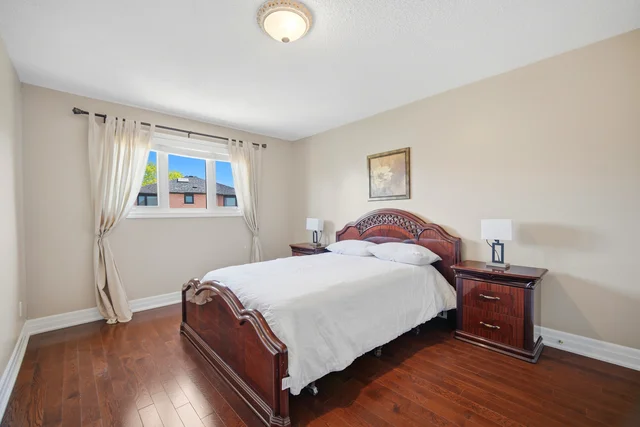 139 Jade Crescent, Woodbridge - photo 52