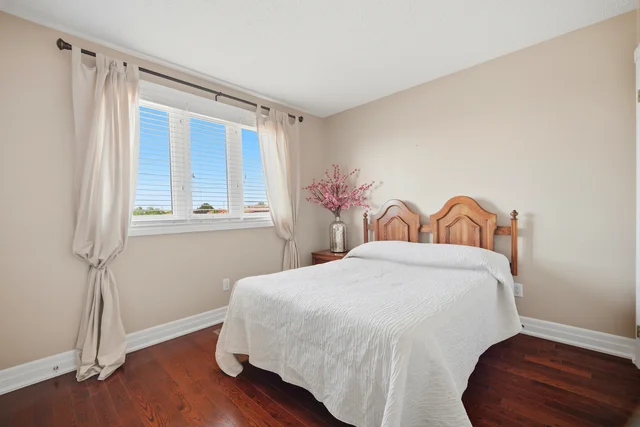 139 Jade Crescent, Woodbridge - photo 55