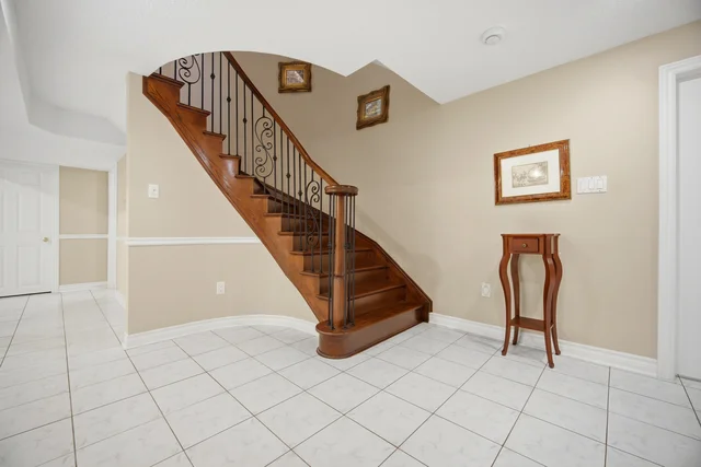 139 Jade Crescent, Woodbridge - photo 60