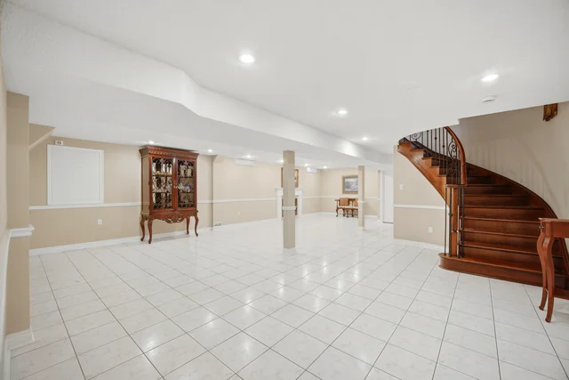 139 Jade Crescent, Woodbridge - photo 63