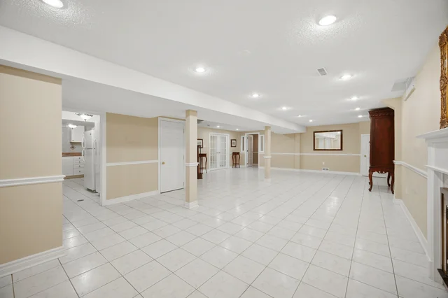 139 Jade Crescent, Woodbridge - photo 68