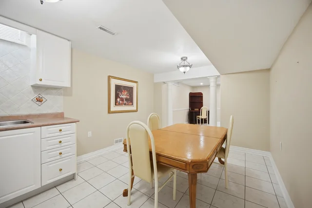 139 Jade Crescent, Woodbridge - photo 74