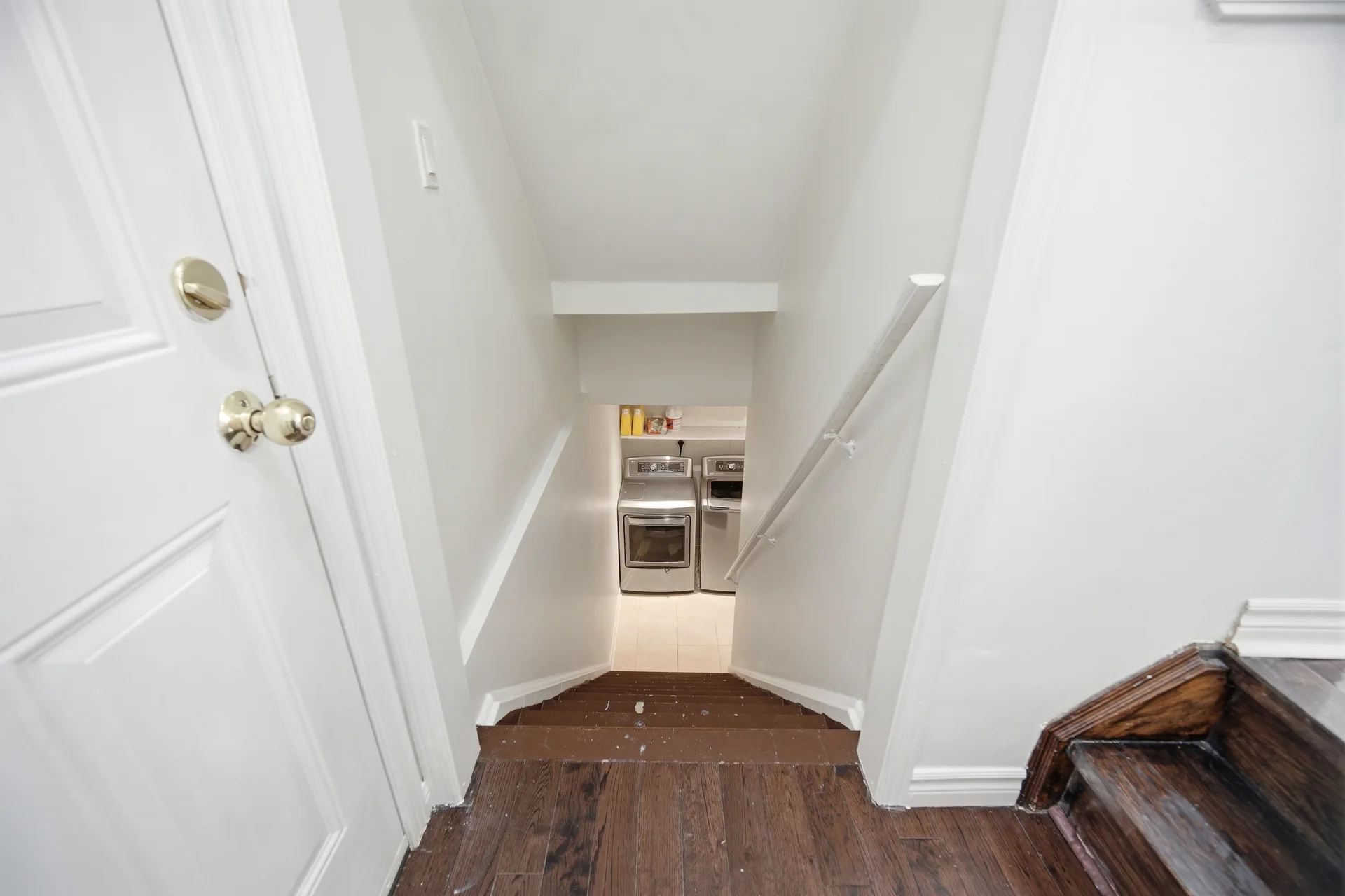 3619928