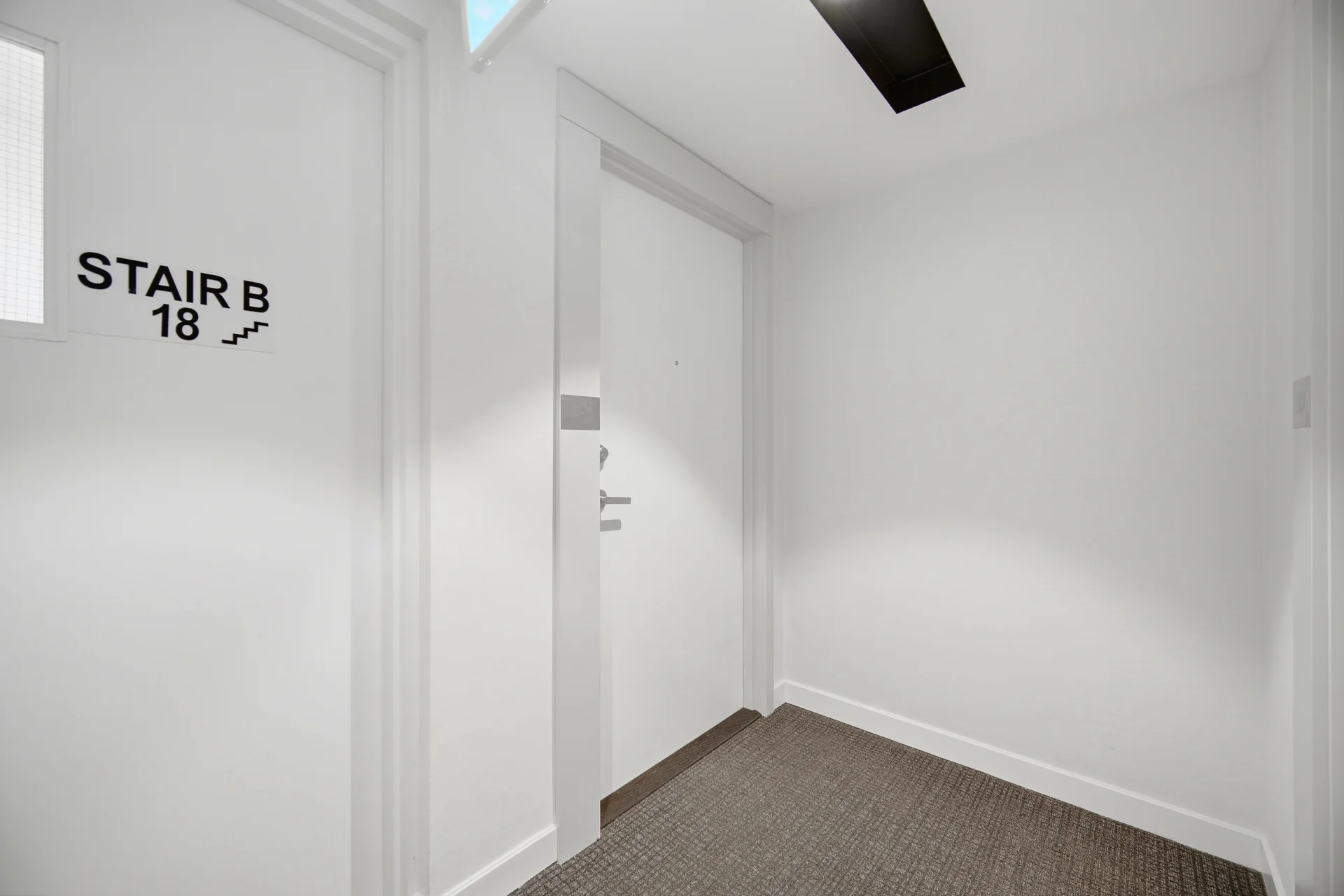 #1803-195 Redpath Avenue, Toronto - photo 4