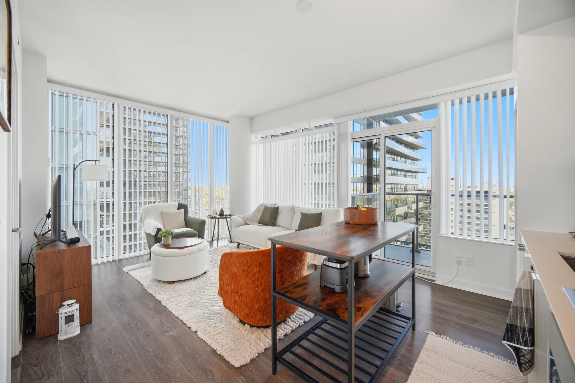 #1803-195 Redpath Avenue, Toronto - photo 7