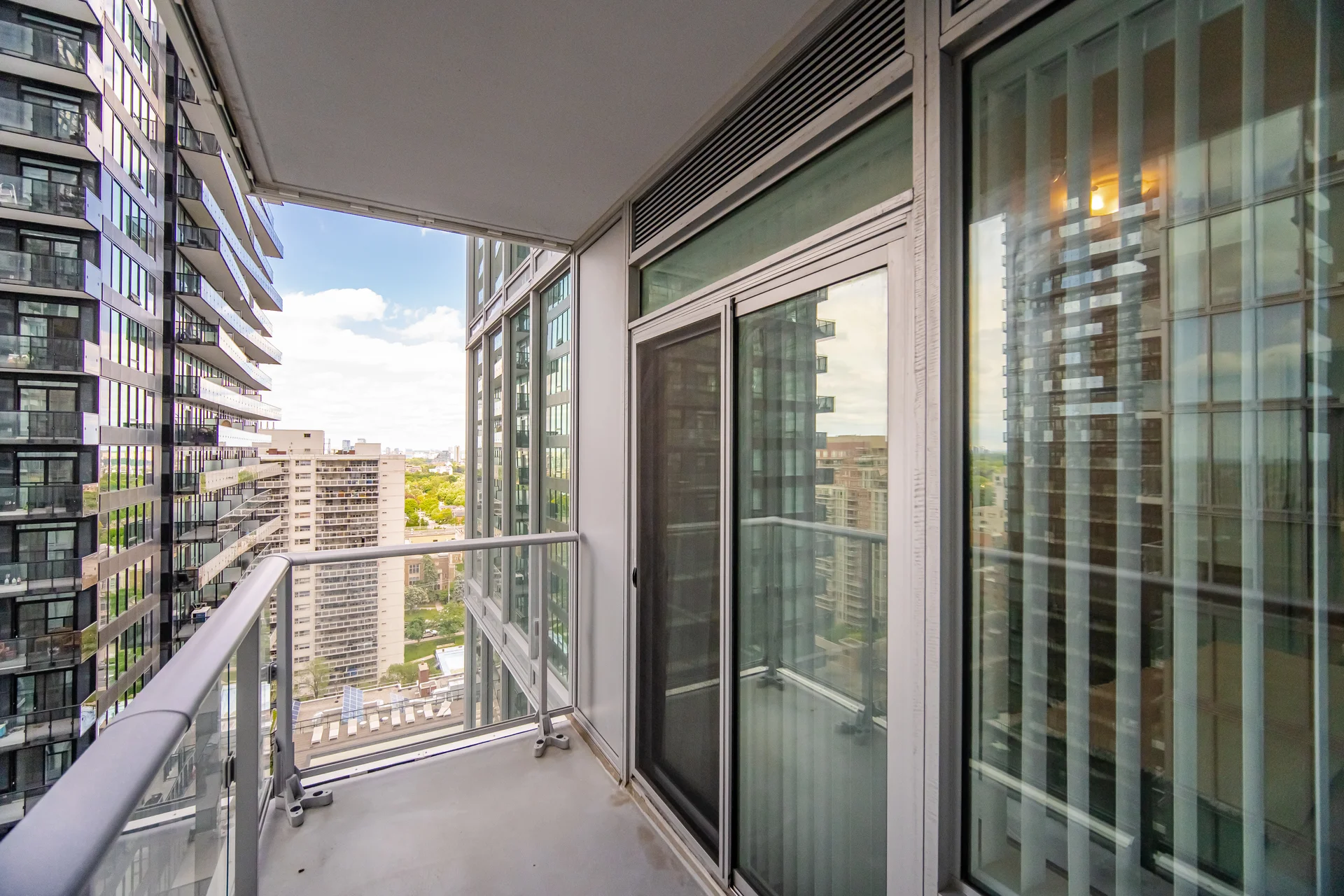 #1803-195 Redpath Avenue, Toronto - photo 27