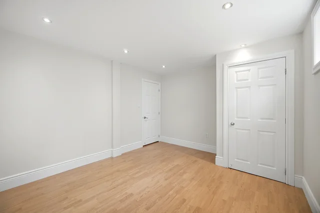 17 Sydenham Wells, Barrie - photo 31