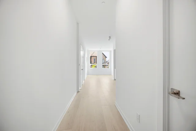 #107-2501 Saw Whet Boulevard, Oakville - photo 8