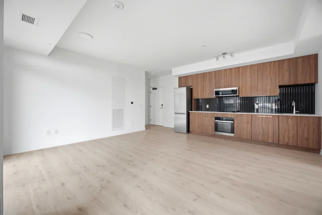 #311-2501 Saw Whet Boulevard, Oakville - photo 14