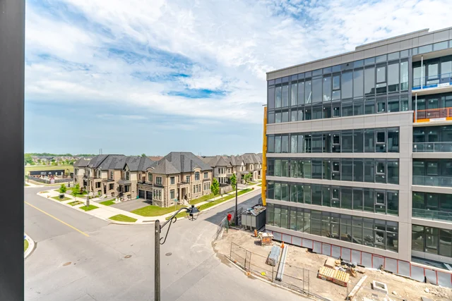 #311-2501 Saw Whet Boulevard, Oakville - photo 33