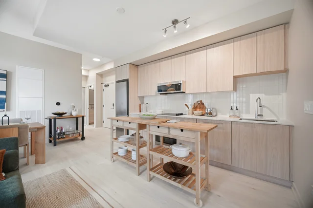 #413-2501 Saw Whet Boulevard, Oakville - photo 11