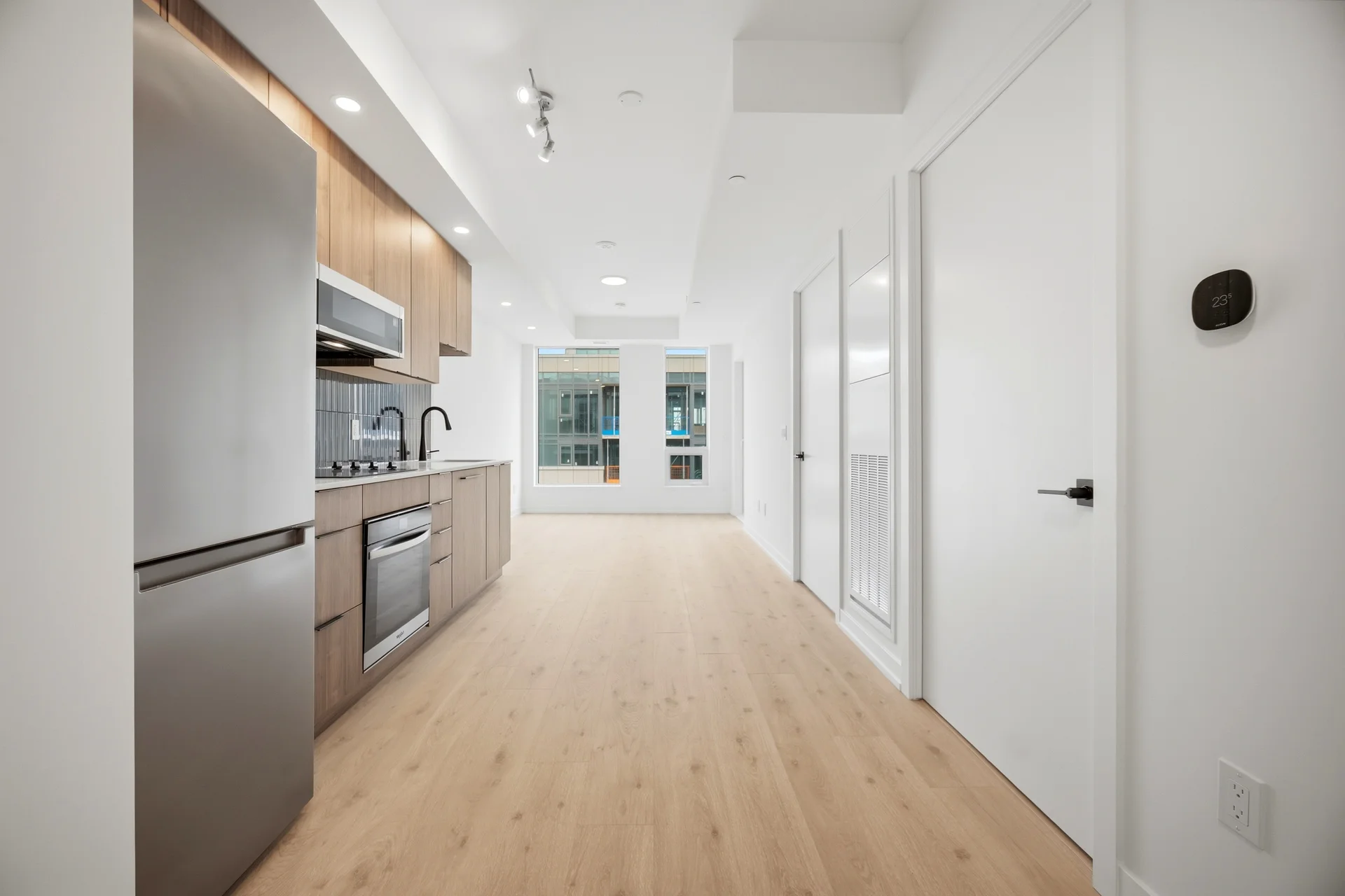 #512-2501 Saw Whet Boulevard, Oakville - photo 8