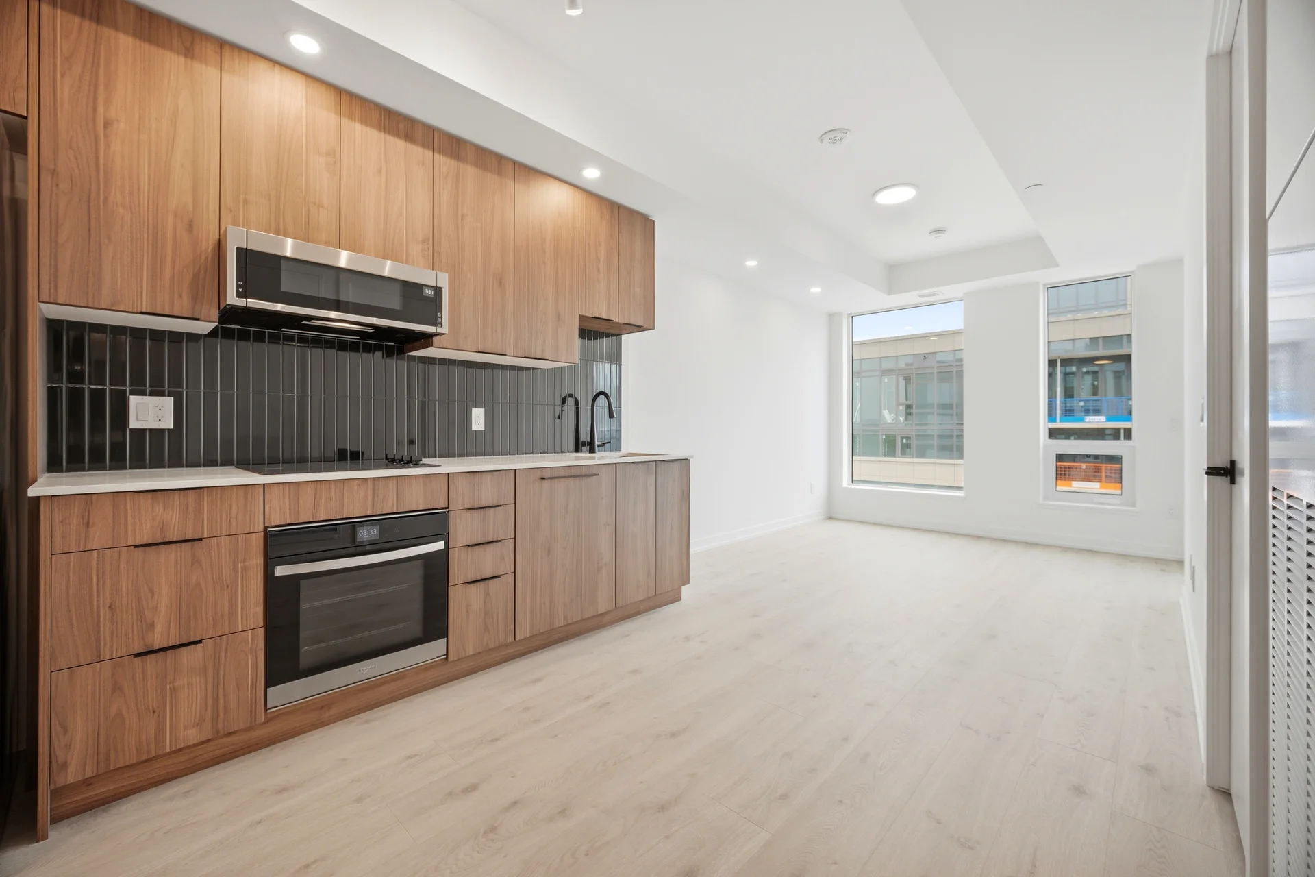 #512-2501 Saw Whet Boulevard, Oakville - photo 10