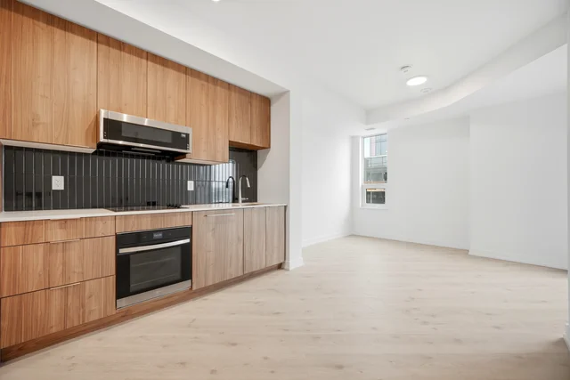 #522-2501 Saw Whet Boulevard, Oakville - photo 11