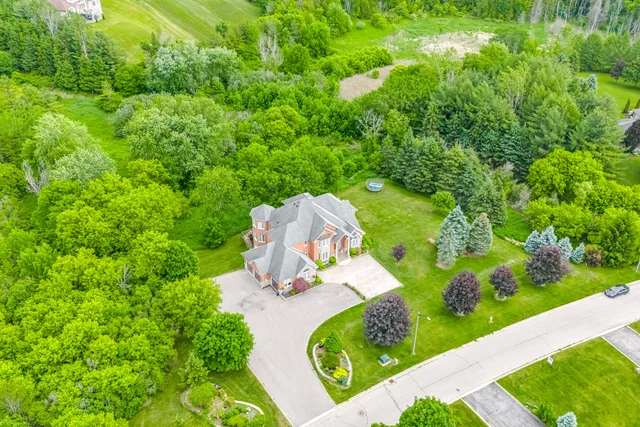 3 Valley Hill Drive, Bolton - photo 8