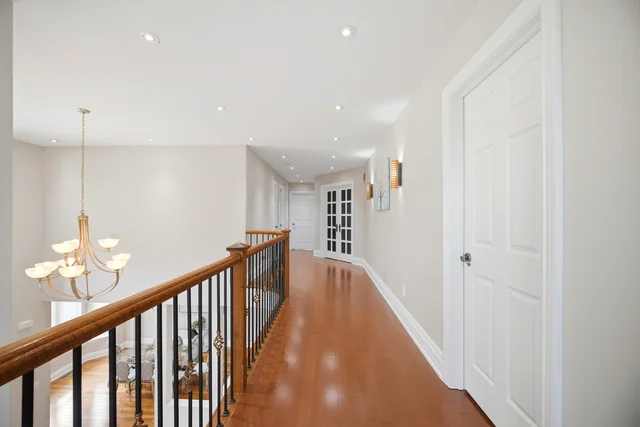 3 Valley Hill Drive, Bolton - photo 51