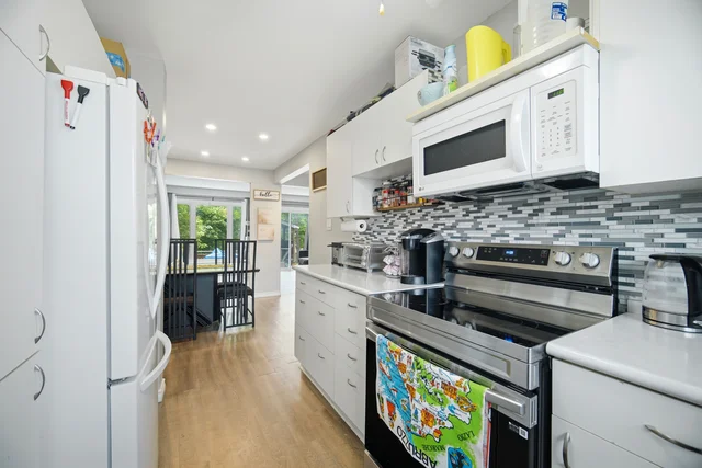 13 Chaucer Crescent, Barrie - photo 13
