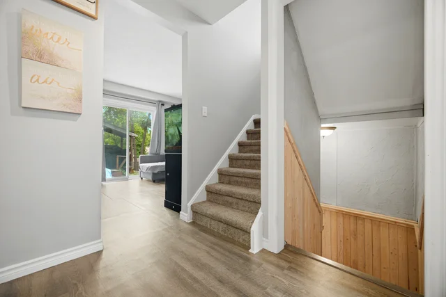 13 Chaucer Crescent, Barrie - photo 21