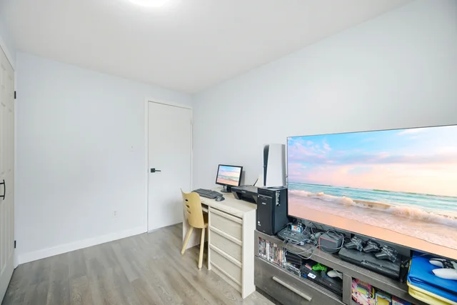 13 Chaucer Crescent, Barrie - photo 29