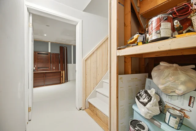 13 Chaucer Crescent, Barrie - photo 32